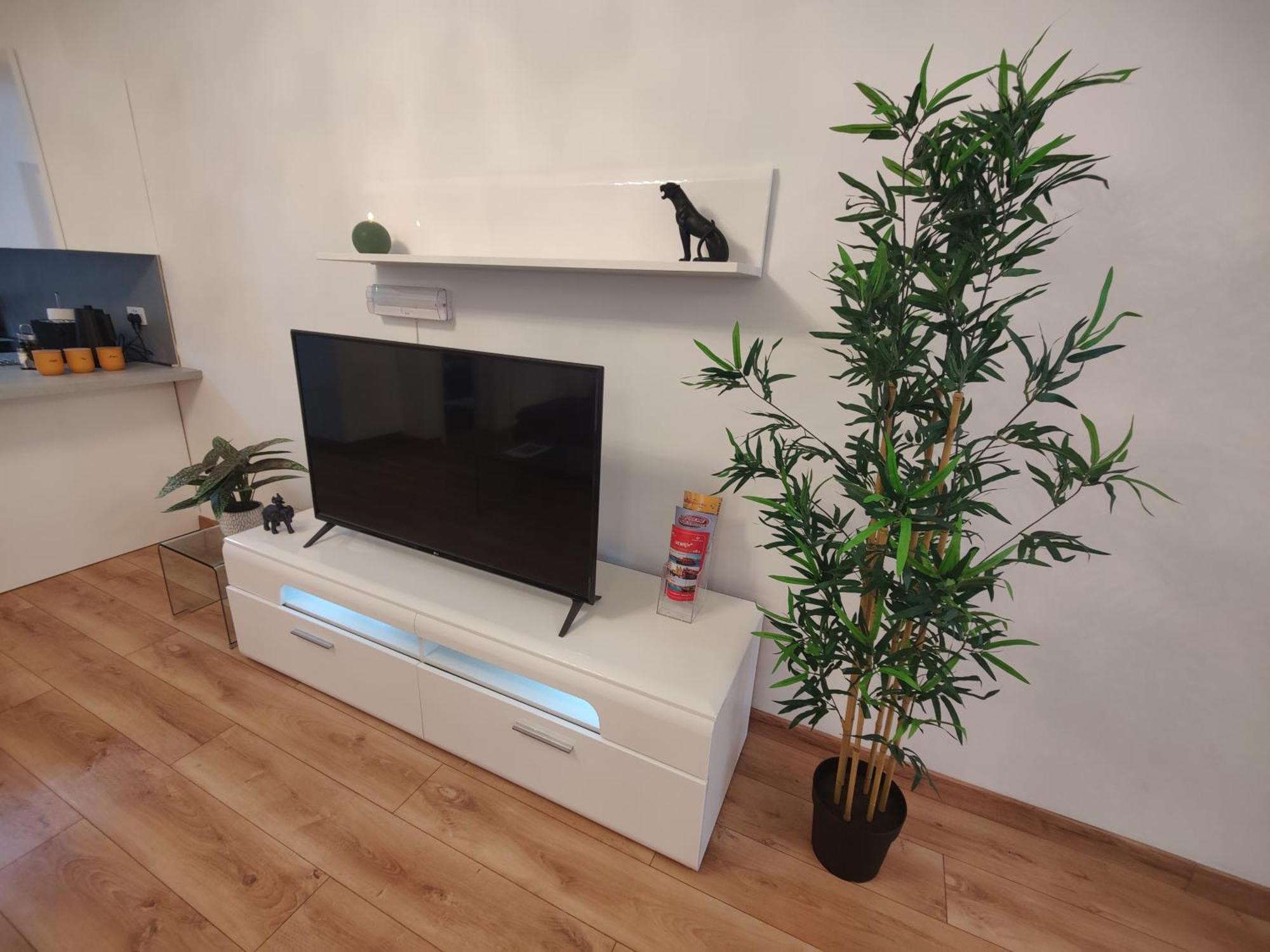 Central Modern Sliema 2 Bedroom Apartment Eksteriør billede